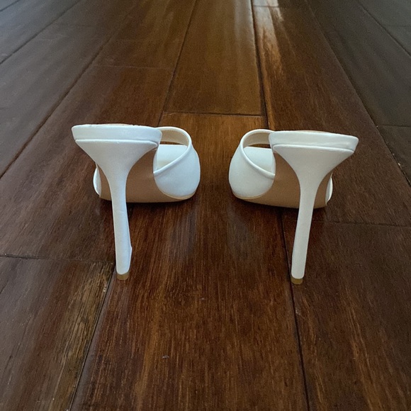 Brand new white high heels. - Picture 3 of 5